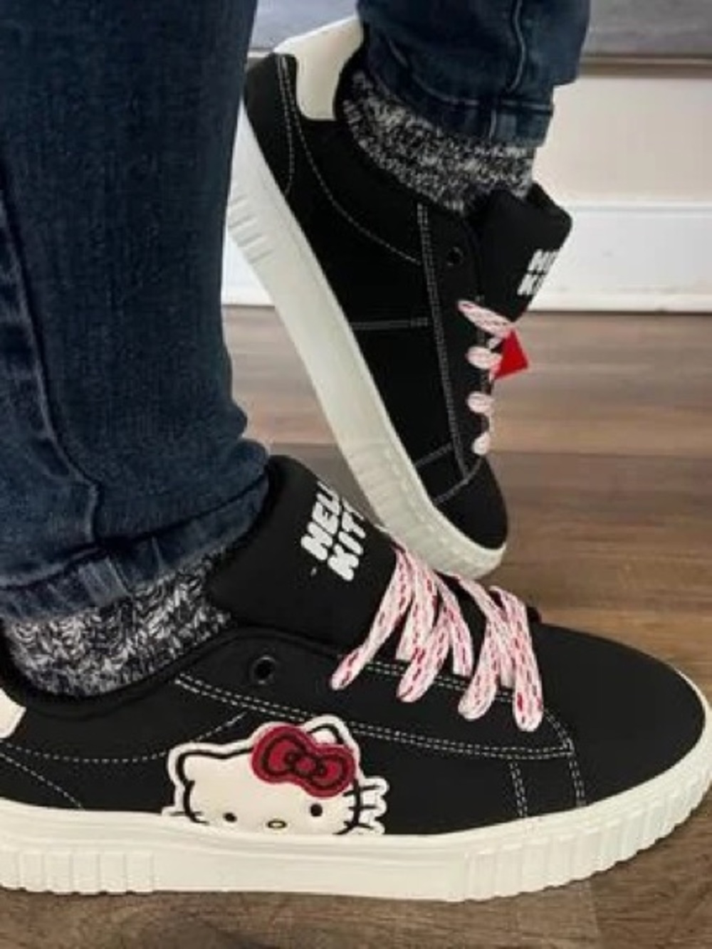 Hello Kitty by Sanrio Women’s Black Casual Court Sneakers